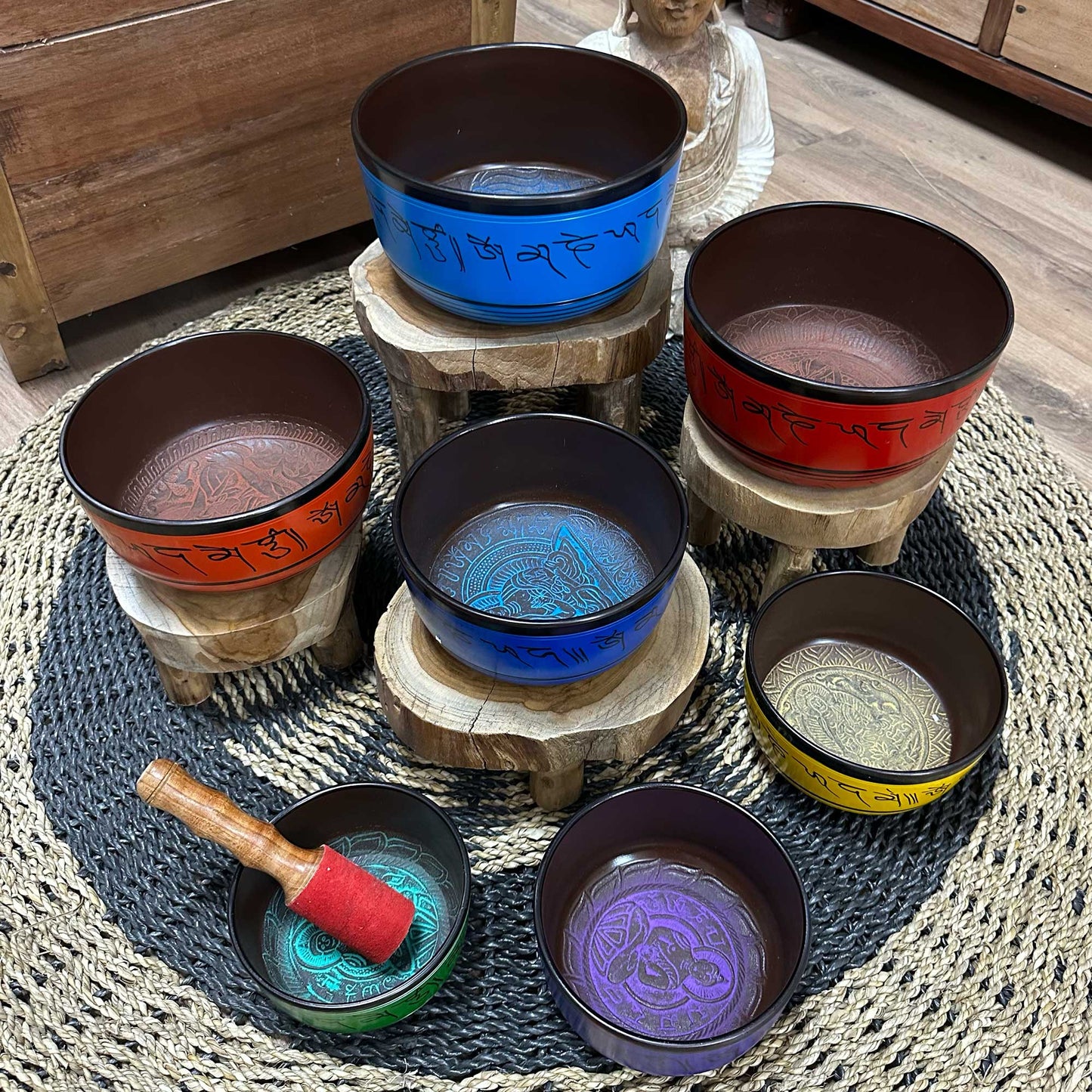 Chakra Set of Seven Singing Bowls (Small 14-22cm)